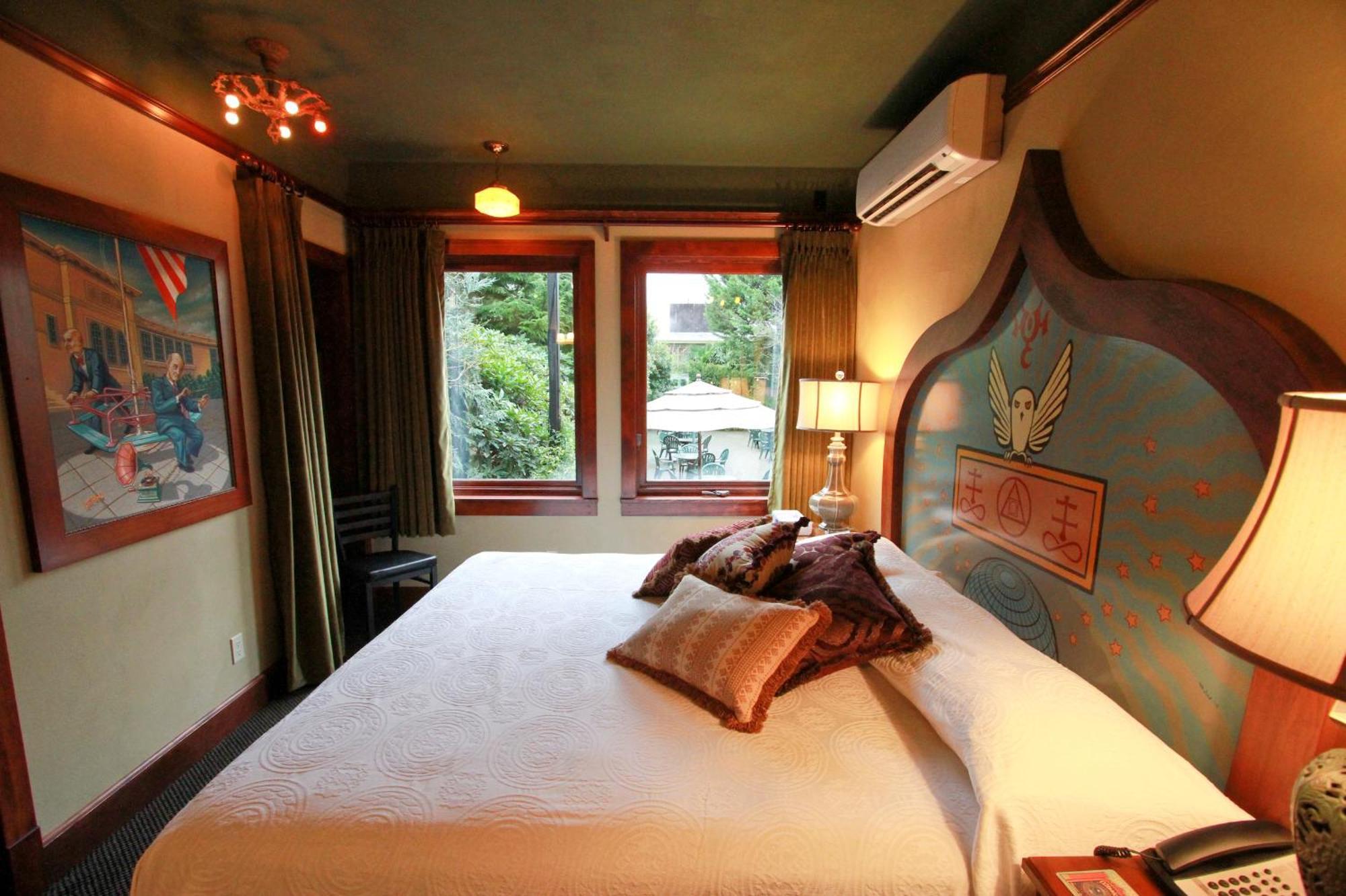 Mcmenamins Kennedy School Hotel Portland Luaran gambar