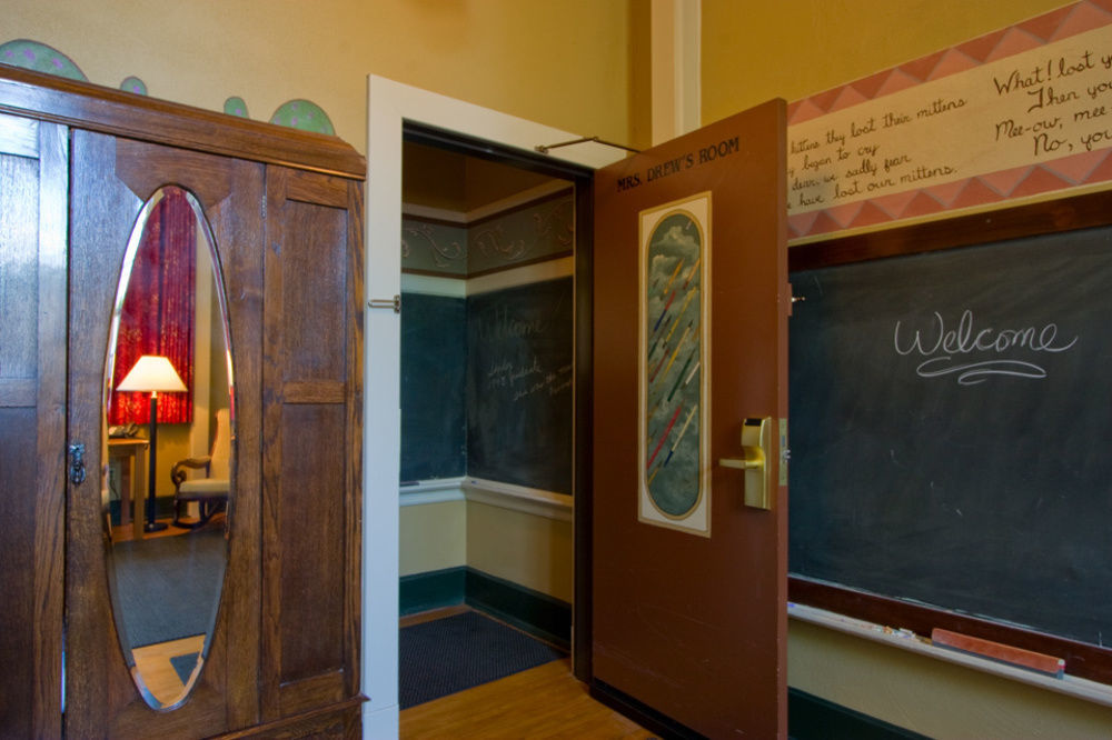 Mcmenamins Kennedy School Hotel Portland Luaran gambar
