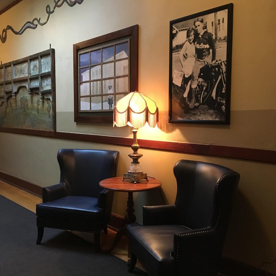 Mcmenamins Kennedy School Hotel Portland Luaran gambar