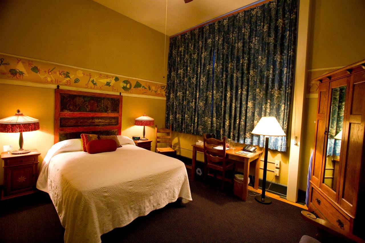 Mcmenamins Kennedy School Hotel Portland Luaran gambar