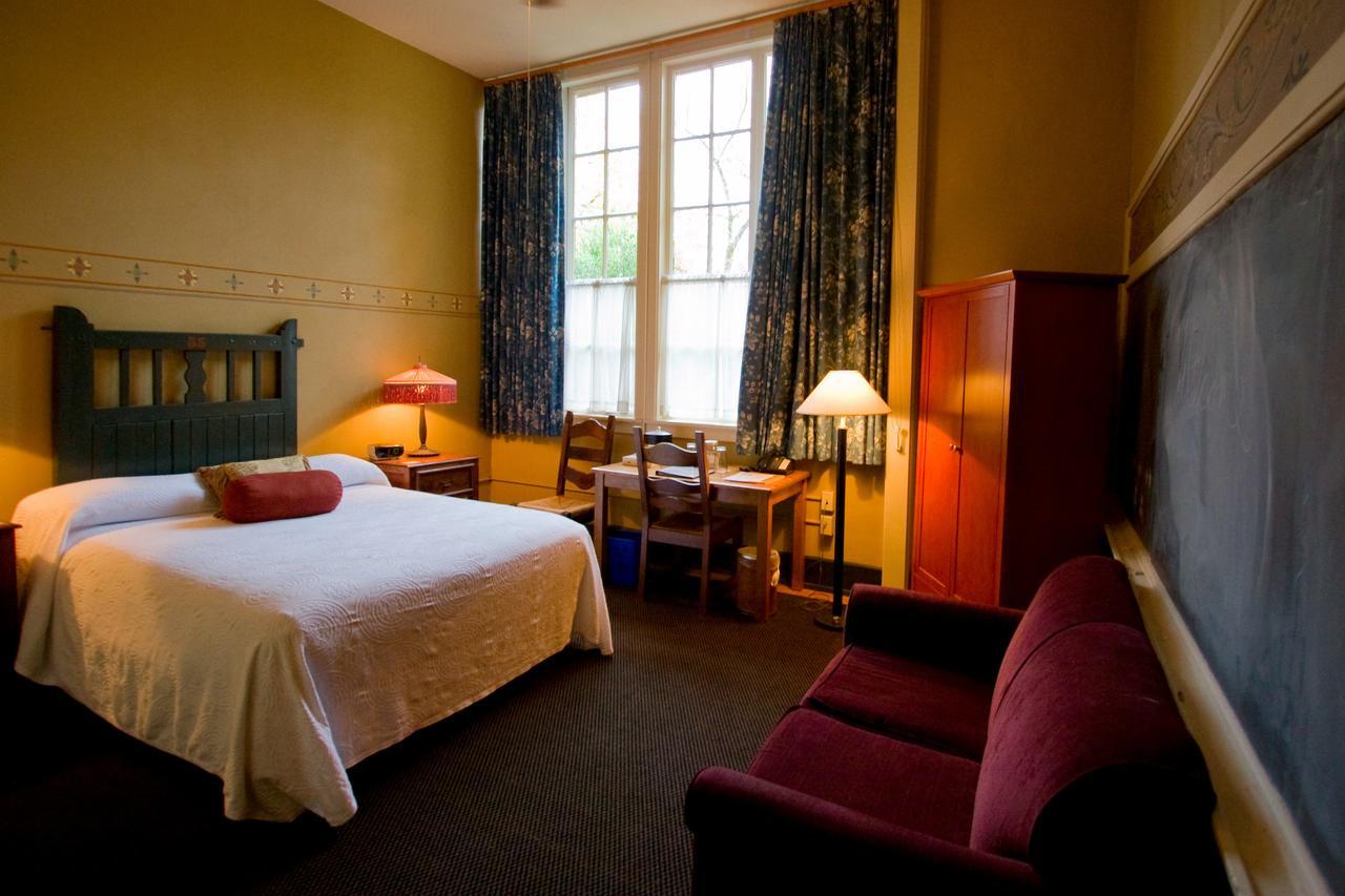 Mcmenamins Kennedy School Hotel Portland Luaran gambar